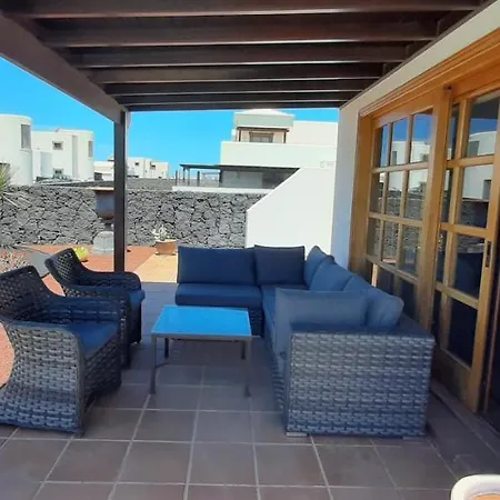 Villa Adais *