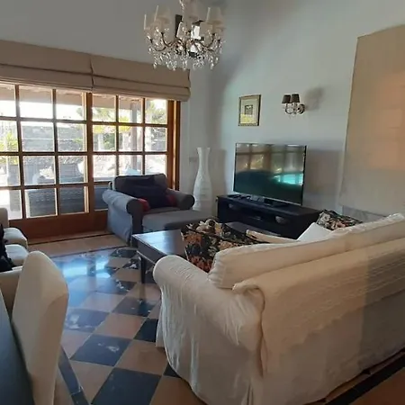 Adais Villa