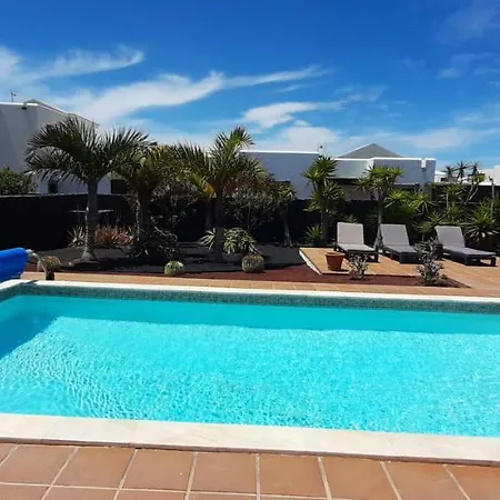 Villa Adais